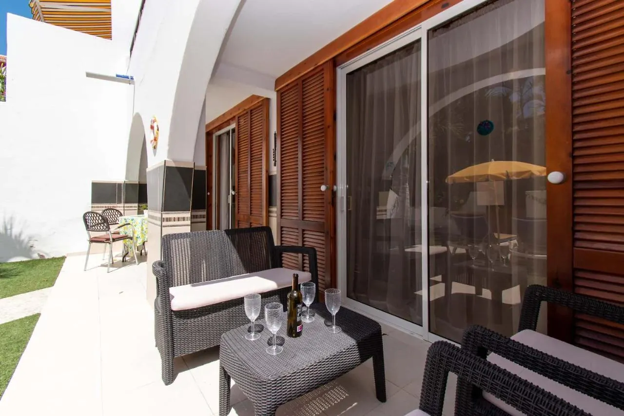 Park Santiago III 107 - One Bed On The Ground Floor With Gated Terrace Apartman Playa de las Américas Spanyolország